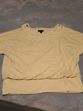 ALyx Women's Light Yellow Cutout Neck Short Sleeve Top
